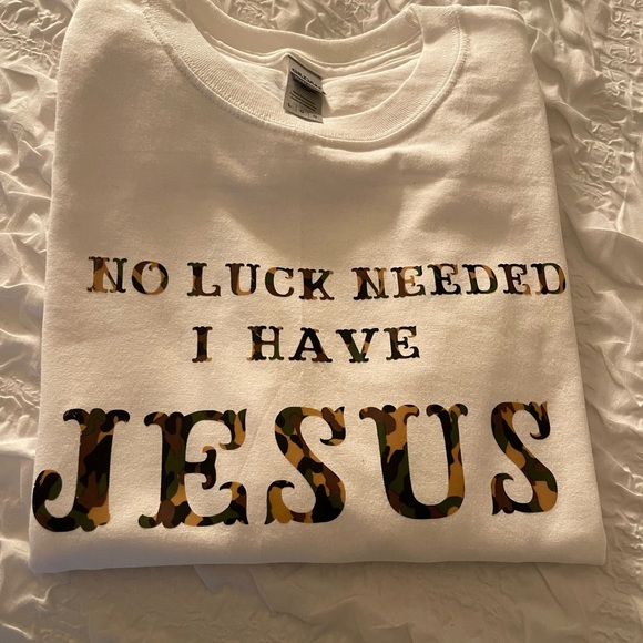 Gildan Tops - Camouflage Graphic Print TShirt